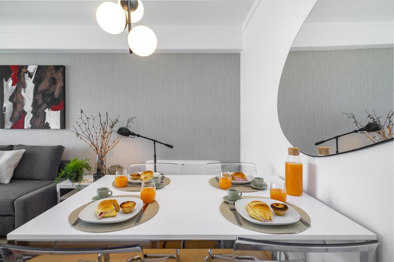 Whome Panoramic View With Elevator, Ac, Garage Perfect For Families & Business Travellers Lizbona Zewnętrze zdjęcie